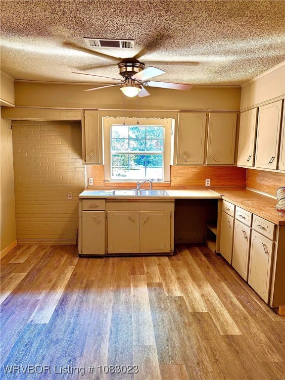 property viewer photo 1