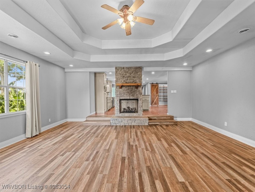 property viewer photo 19