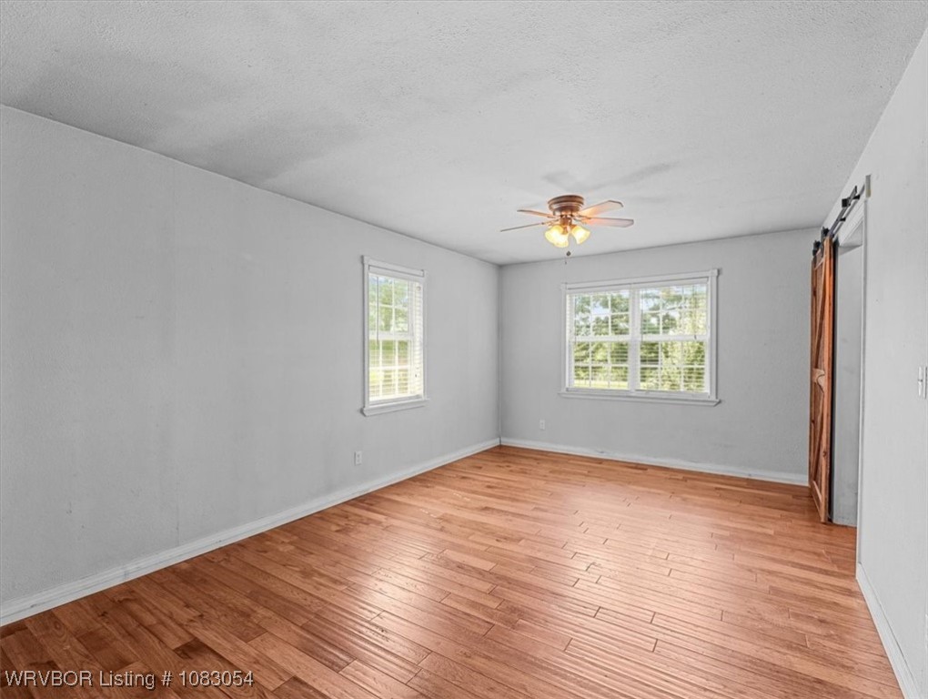 property viewer photo 25