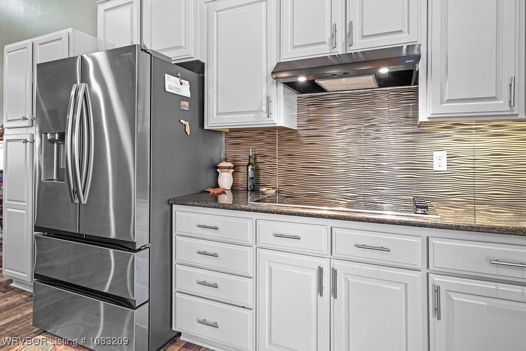 property viewer photo 20