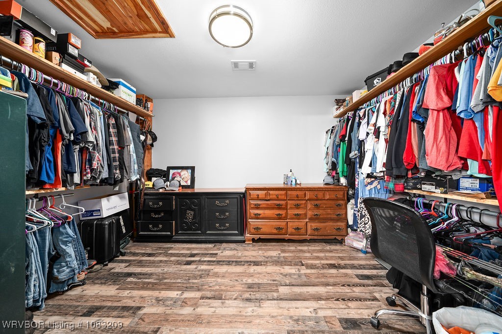 property viewer photo 30