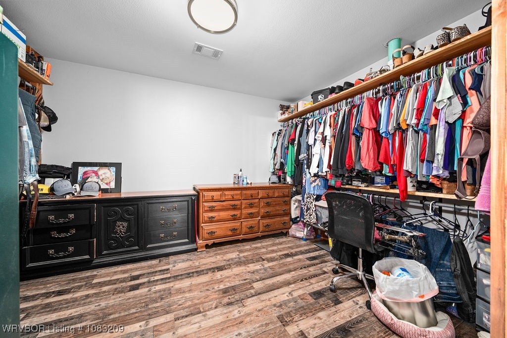 property viewer photo 31