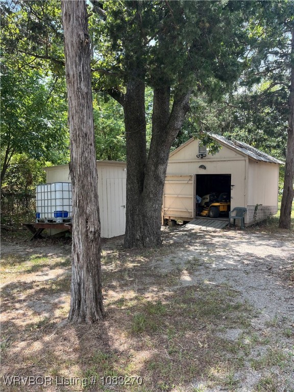 main property photo 41