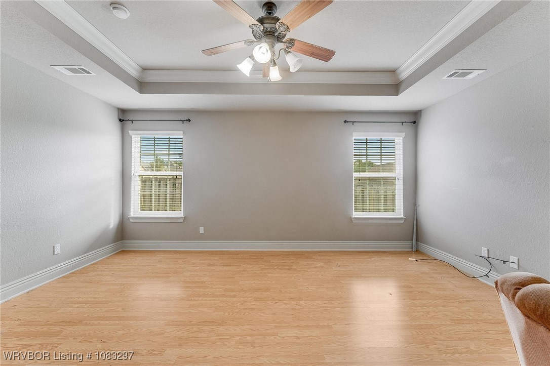 property viewer photo 18