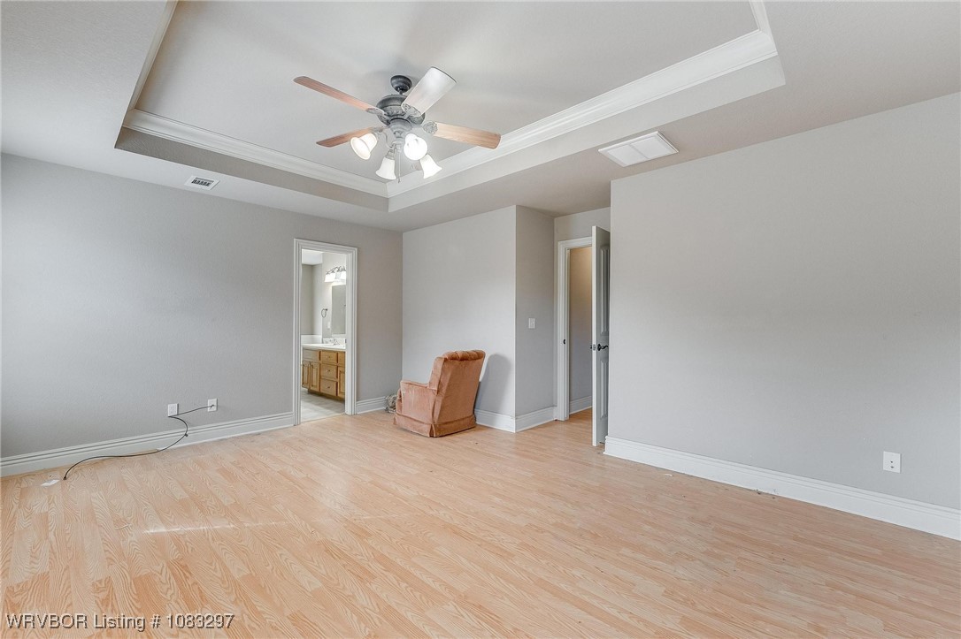 property viewer photo 19
