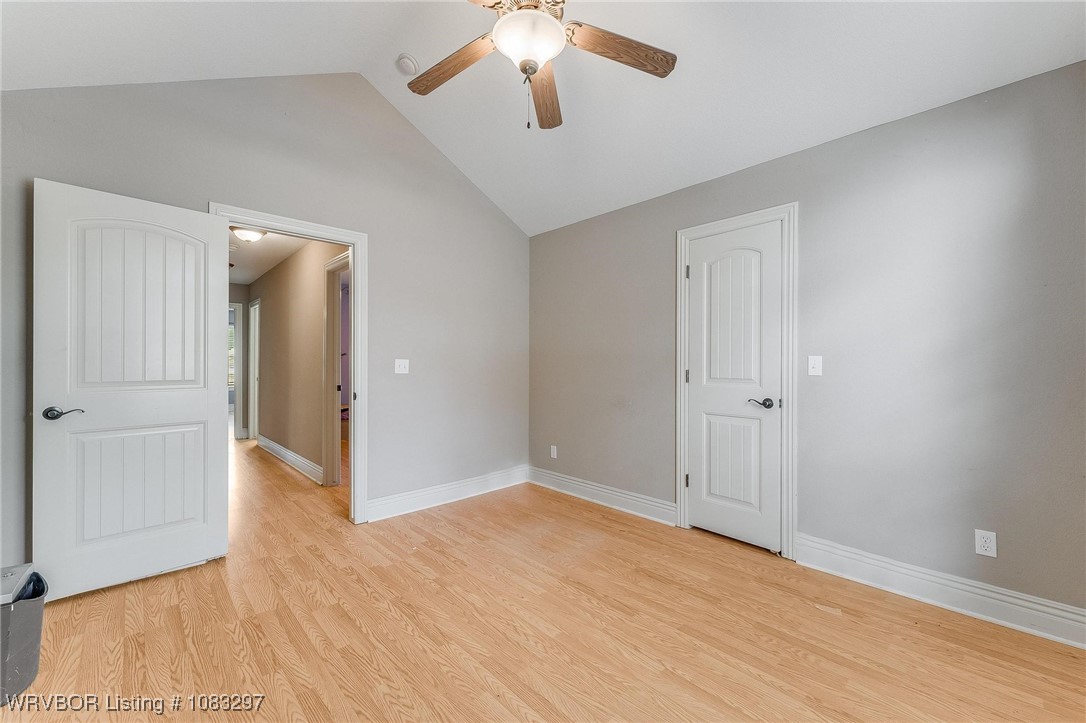 property viewer photo 23