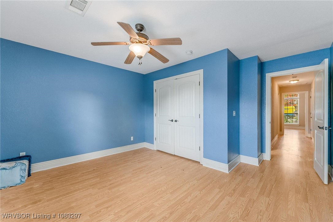 property viewer photo 27