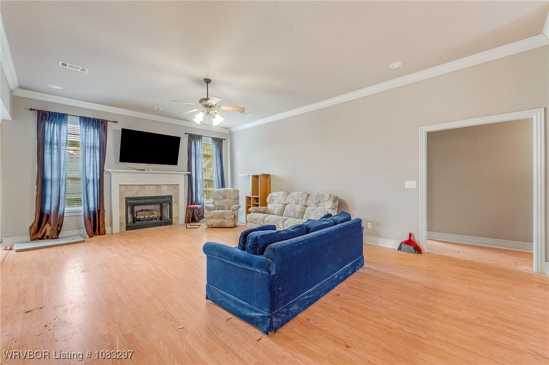 property viewer photo 6