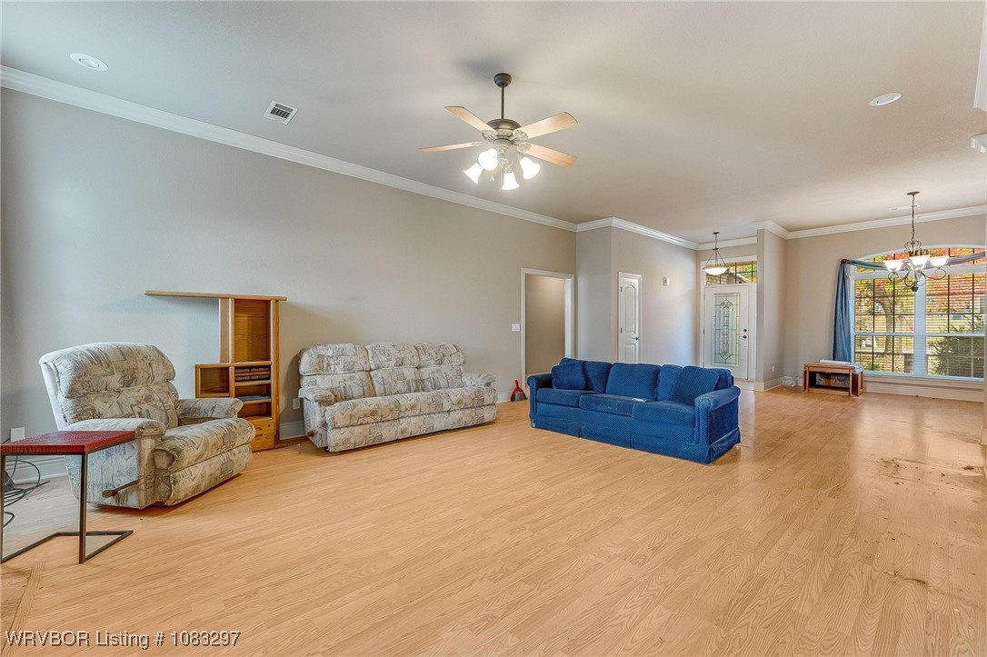 property viewer photo 7