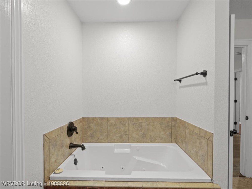 property viewer photo 37