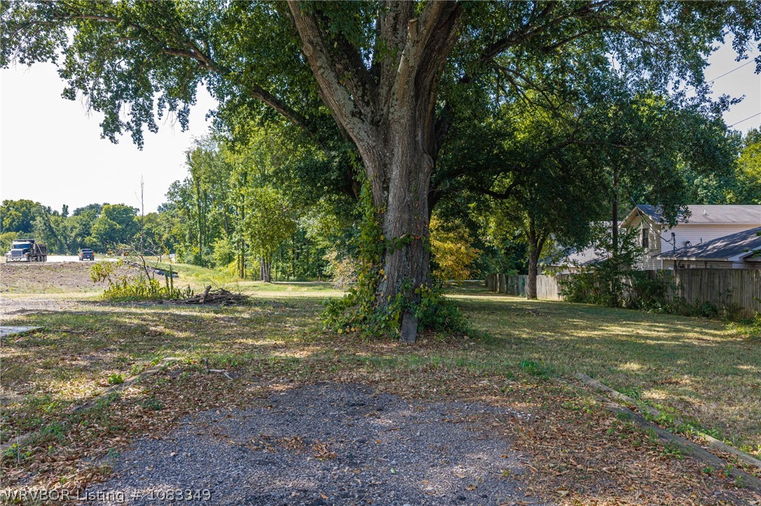 main property photo 24