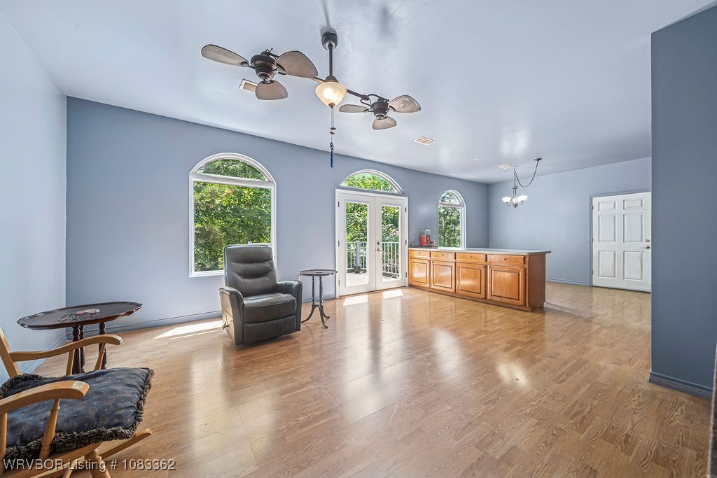 property viewer photo 38