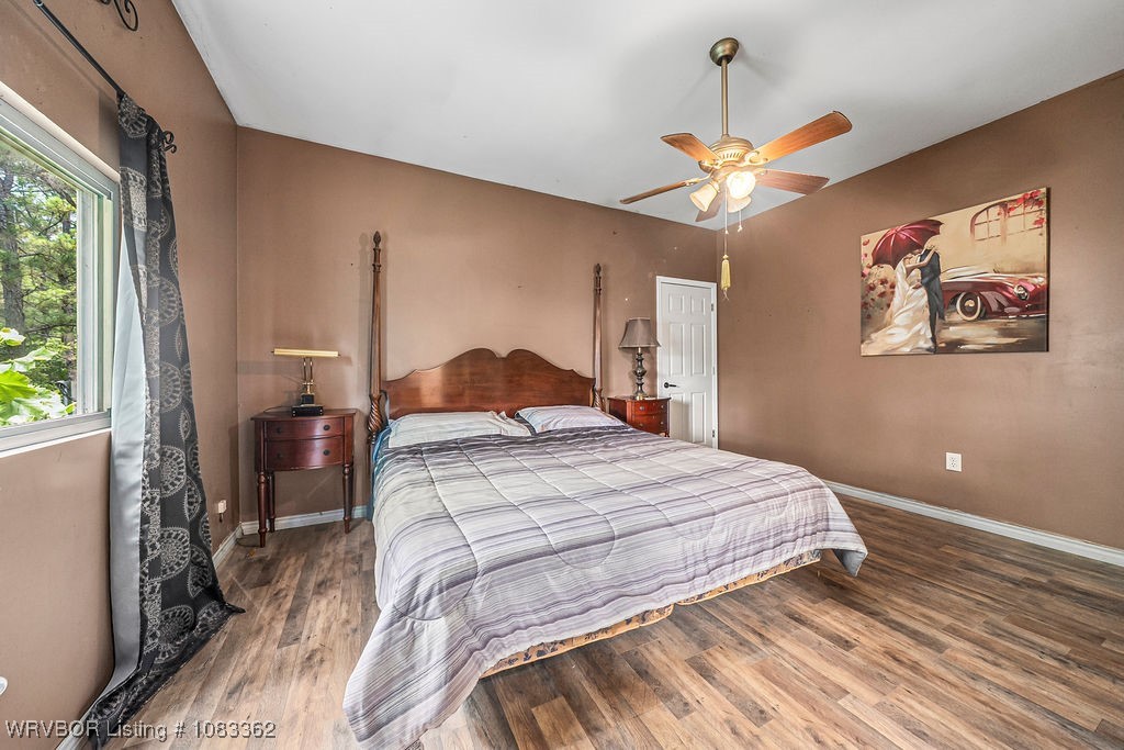 property viewer photo 42