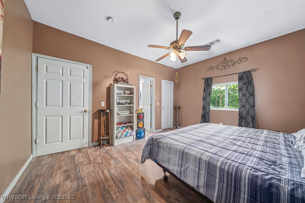 property viewer photo 44