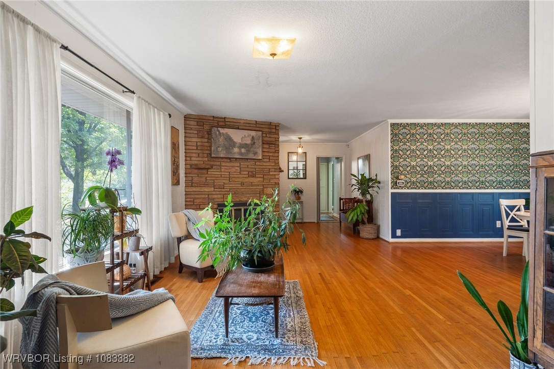 property viewer photo 8