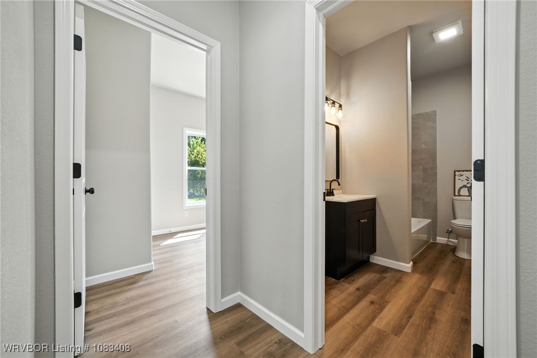 property viewer photo 10