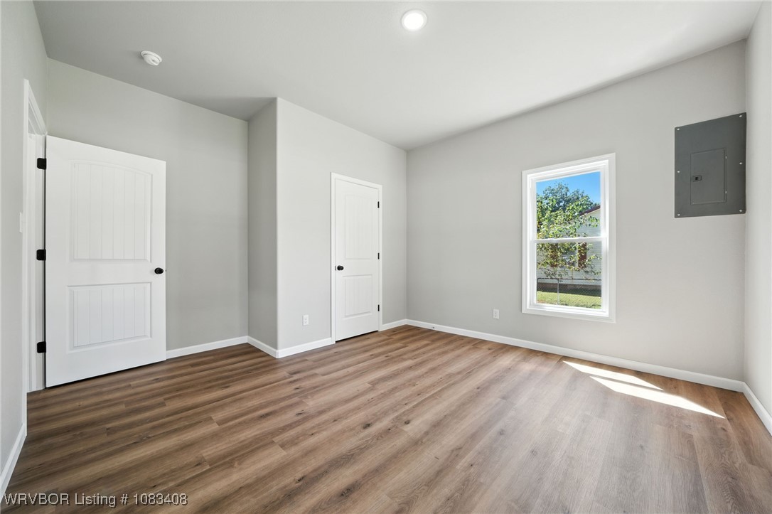 property viewer photo 14