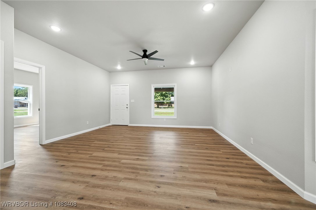 property viewer photo 2