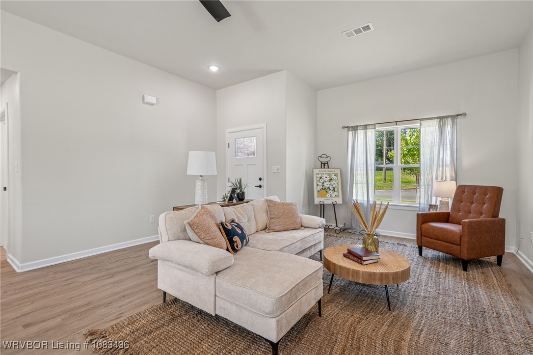 property viewer photo 10