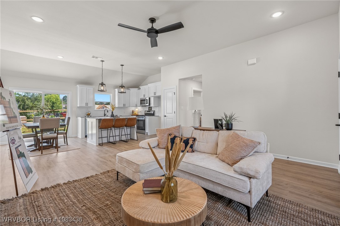 property viewer photo 11