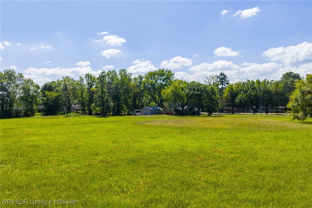 main property photo 4