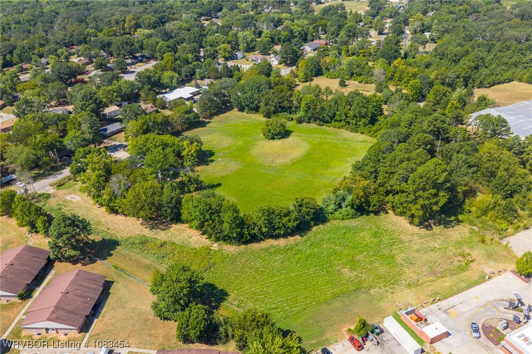 main property photo 10