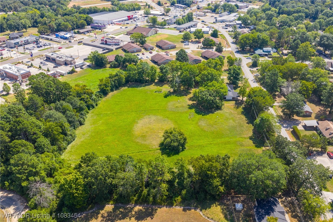 main property photo 11