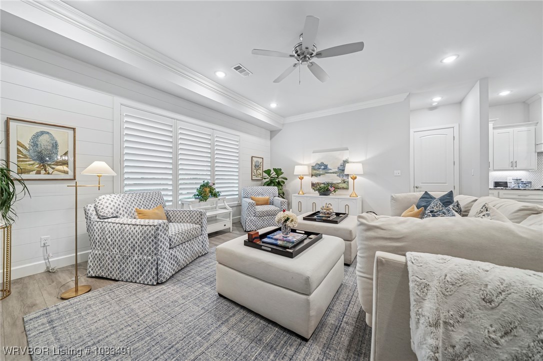 property viewer photo 15