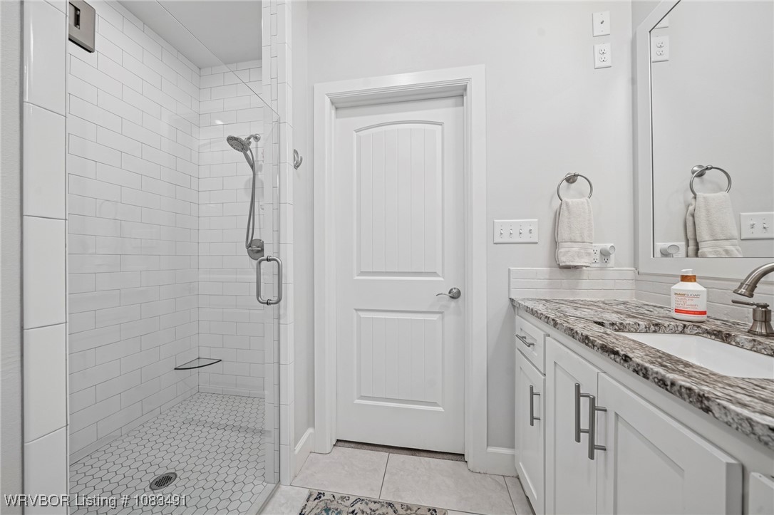 property viewer photo 23