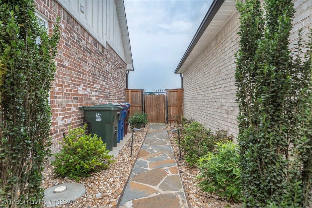 property viewer photo 46