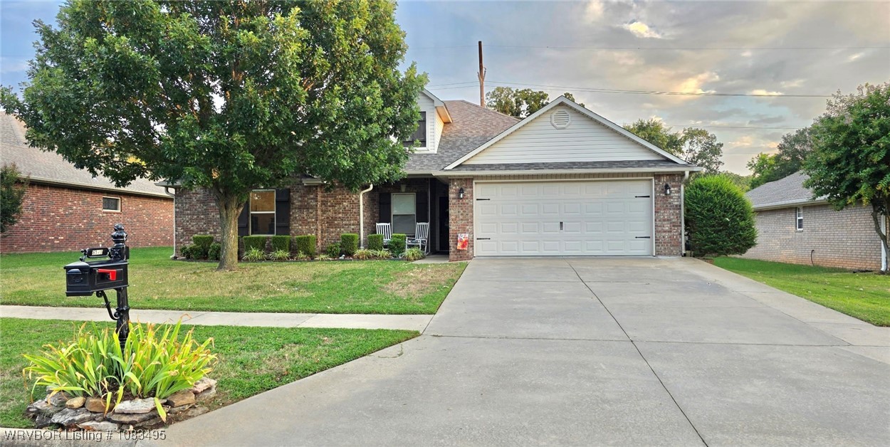main property photo 0