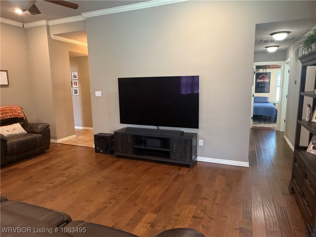 property viewer photo 16