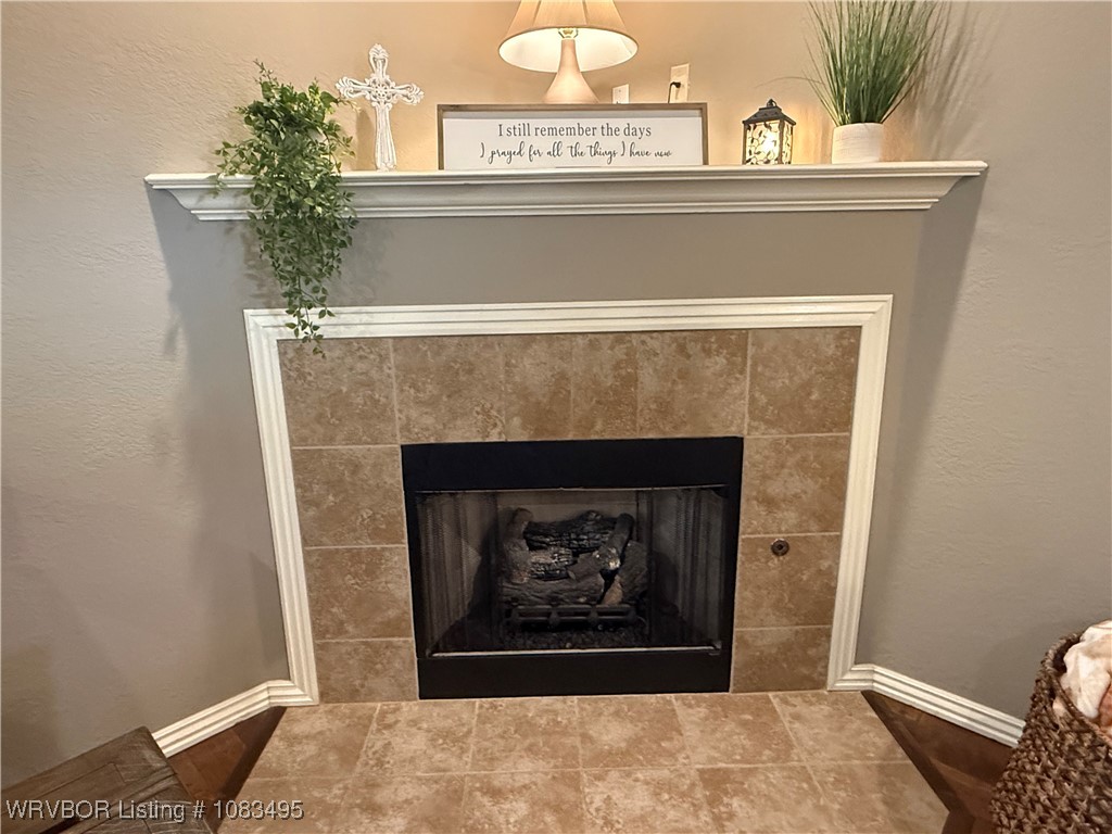 property viewer photo 18