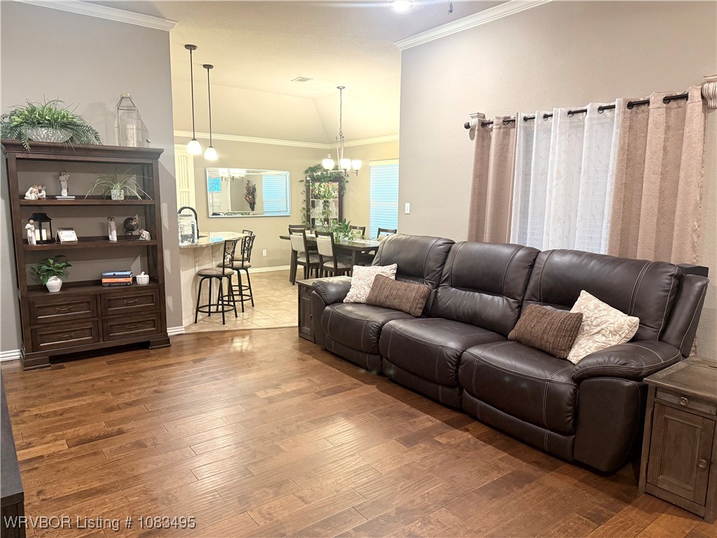 property viewer photo 2
