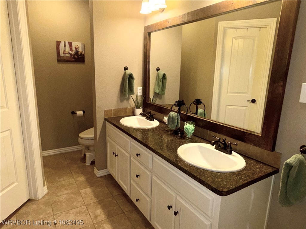 property viewer photo 26