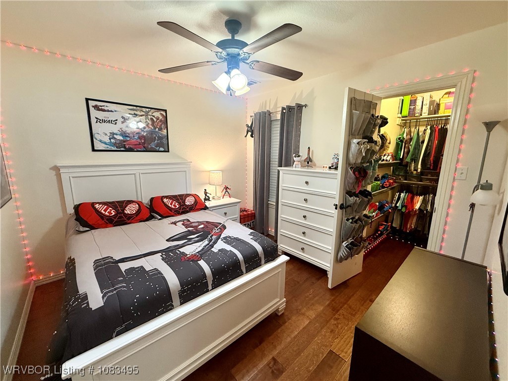 property viewer photo 35