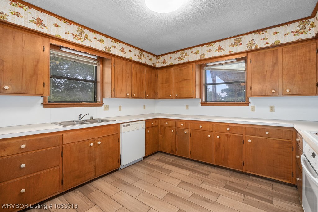 property viewer photo 10