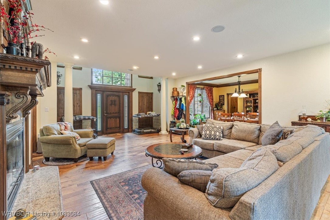 main property photo 4
