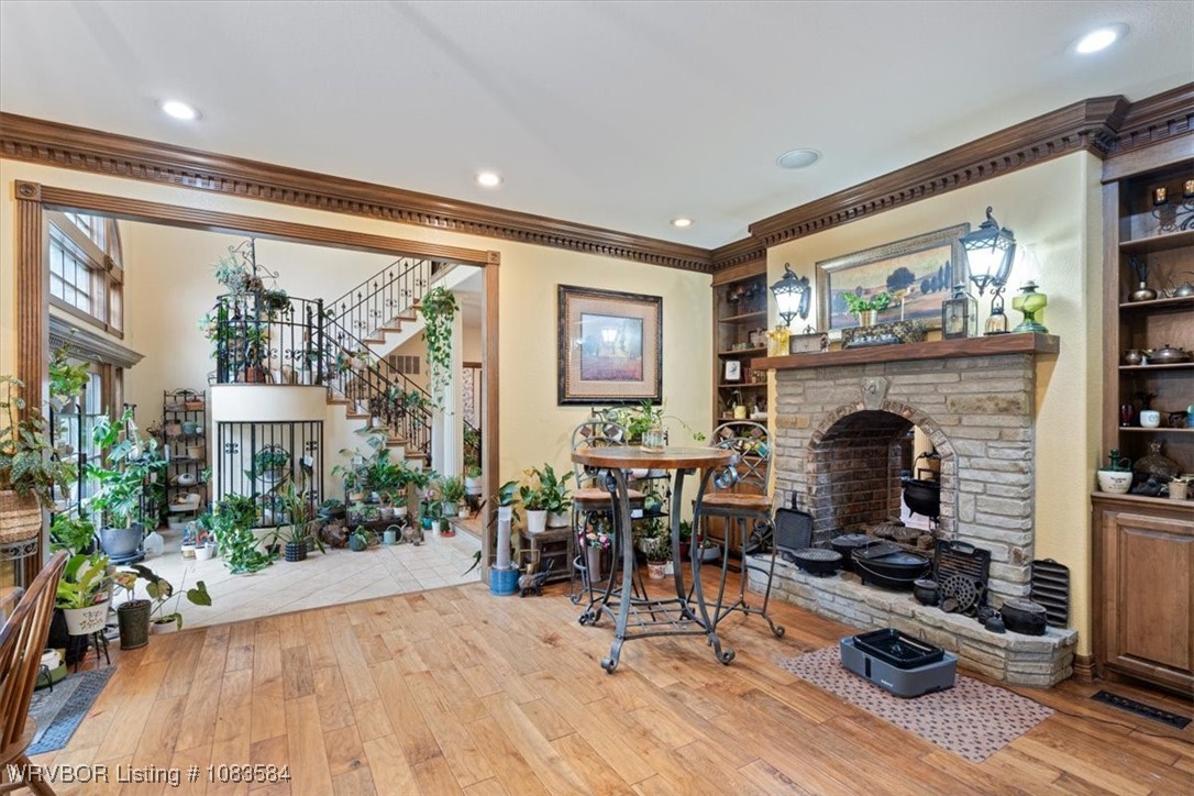 main property photo 9