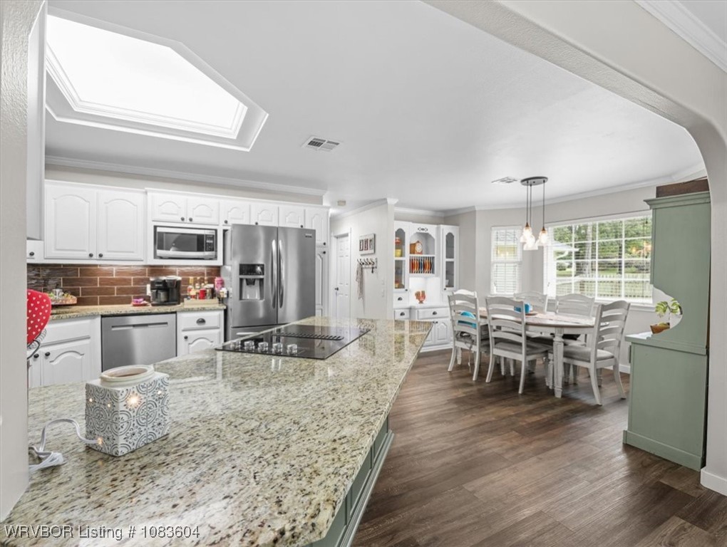 property viewer photo 9