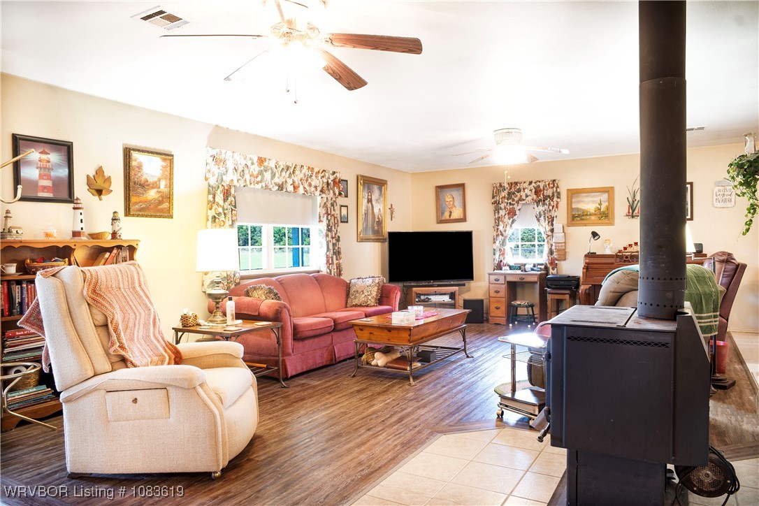 property viewer photo 19