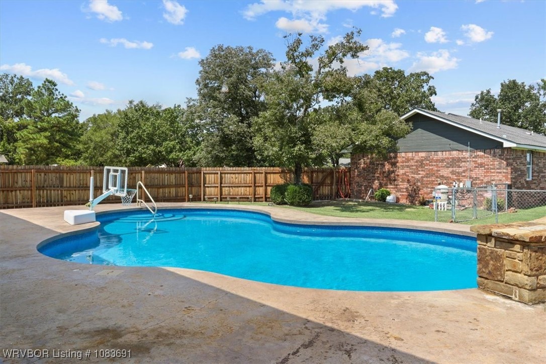 property viewer photo 21