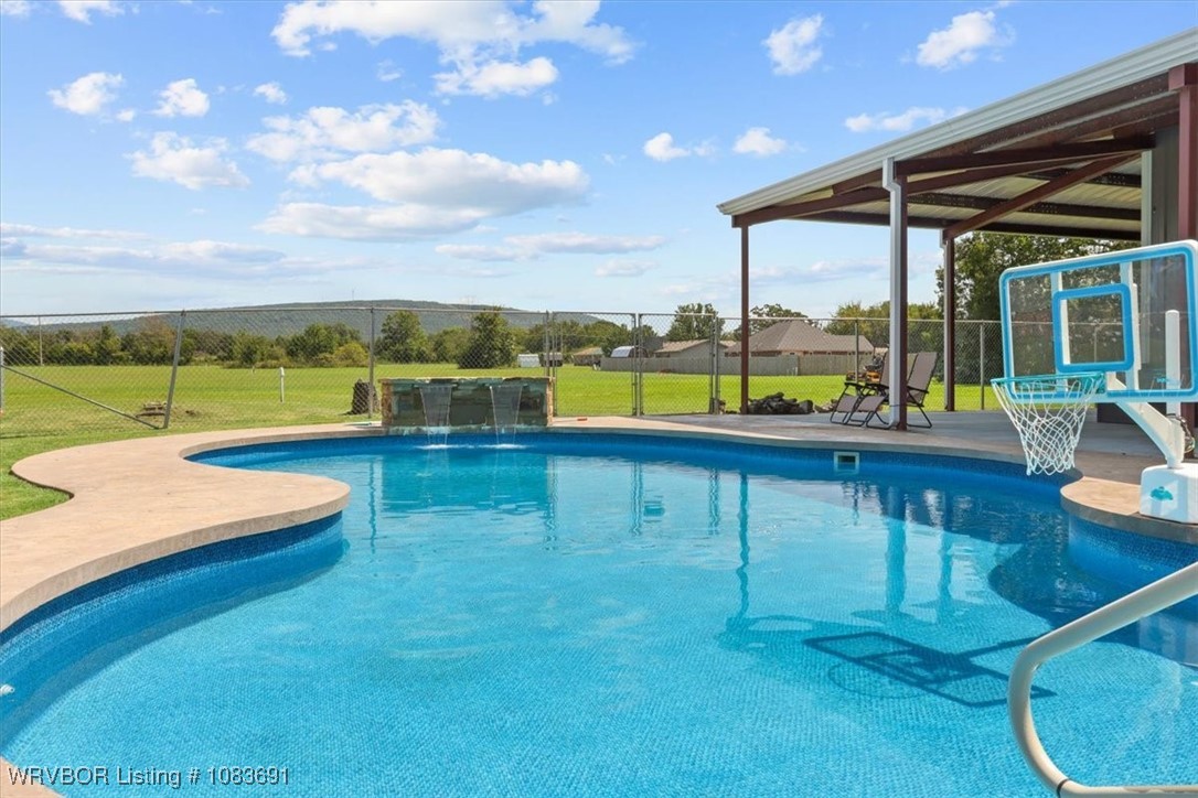 property viewer photo 23