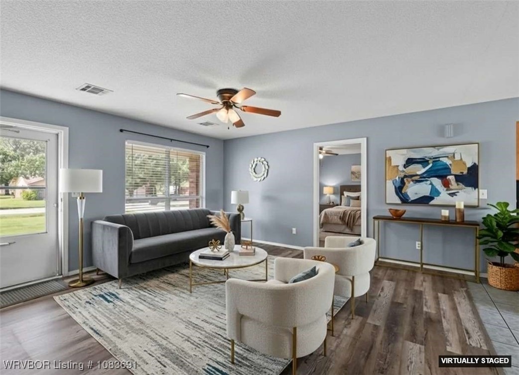 property viewer photo 4