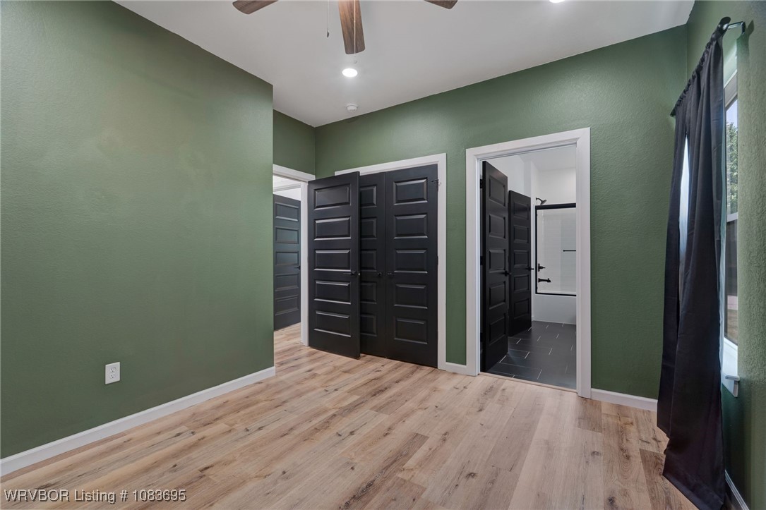 property viewer photo 20