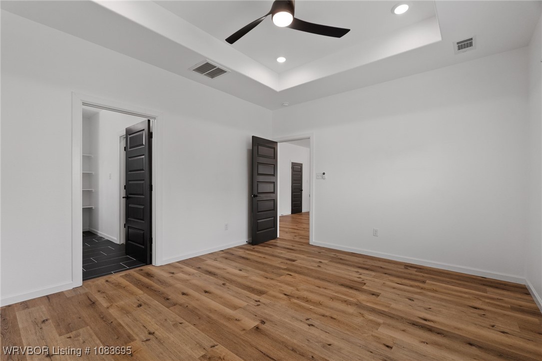 property viewer photo 22