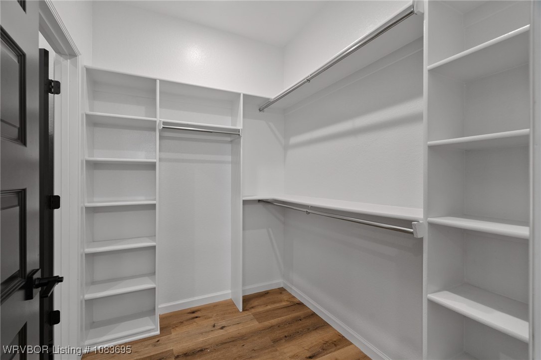 property viewer photo 25