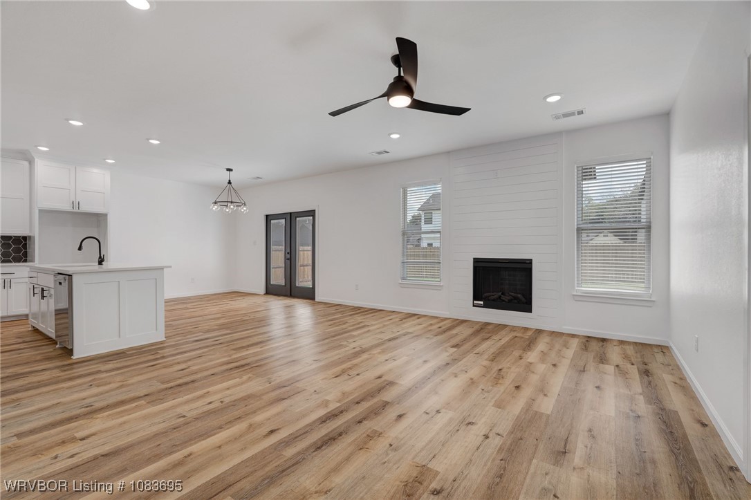 property viewer photo 6
