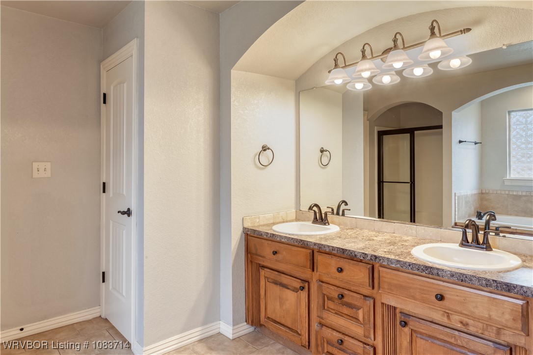 property viewer photo 15