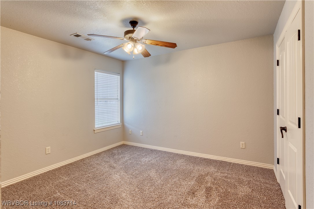 property viewer photo 20